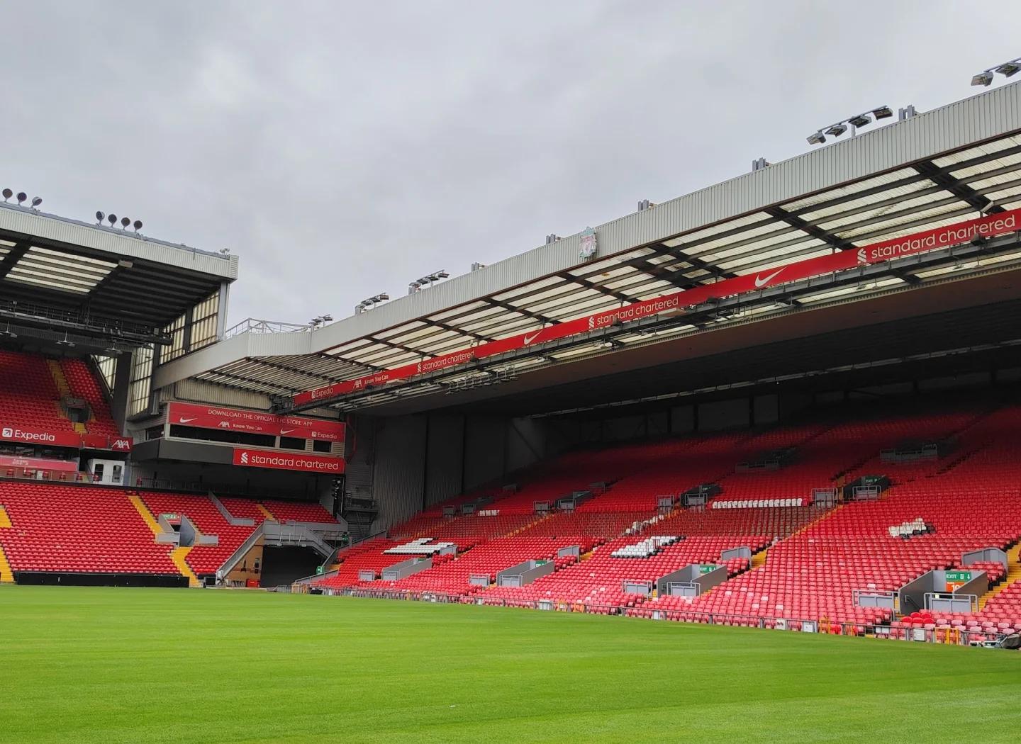 0分0板0助+投篮过桥，被杜锋“死亡凝视”，粤蜜：赶快把他送走（挂零出场还投篮过桥，遭杜锋怒瞪，广东球迷：赶紧把他送走）