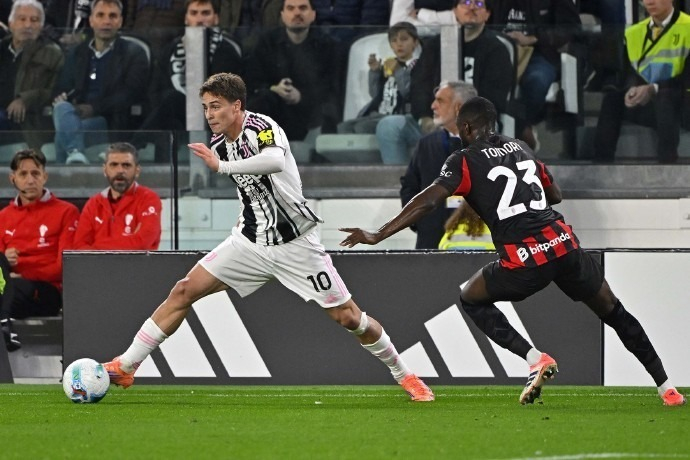 基米希谈阿方索复出：他这段时间很艰难，但总是带来积极能量（基米希：阿方索复出之路艰辛，但他始终带来正能量）