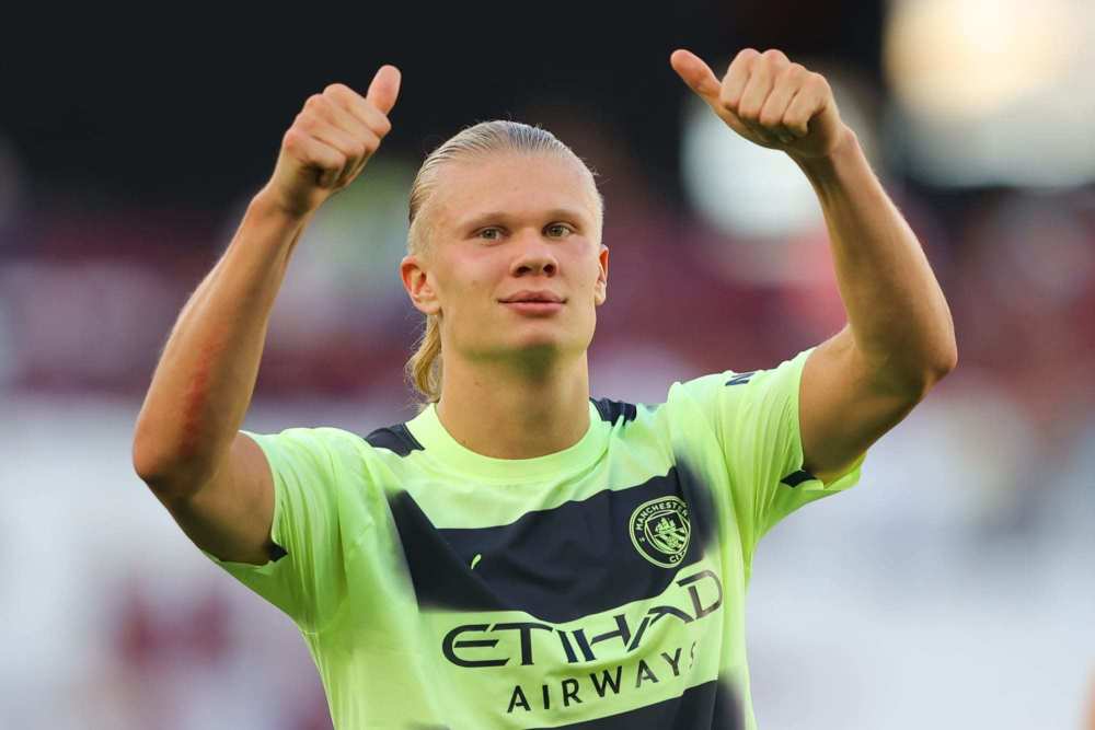 沪媒谈海港亚冠失利：能上的都上了，用尽全力仍是一声叹息（沪媒评海港亚冠出局：尽遣主力拼到极限，终究只余一声叹息）