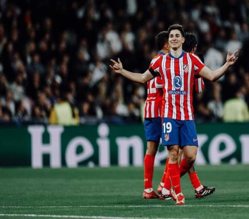 NBA精彩回放：湖人绝杀凯尔特人,（经典回放：湖人压哨绝杀凯尔特人）